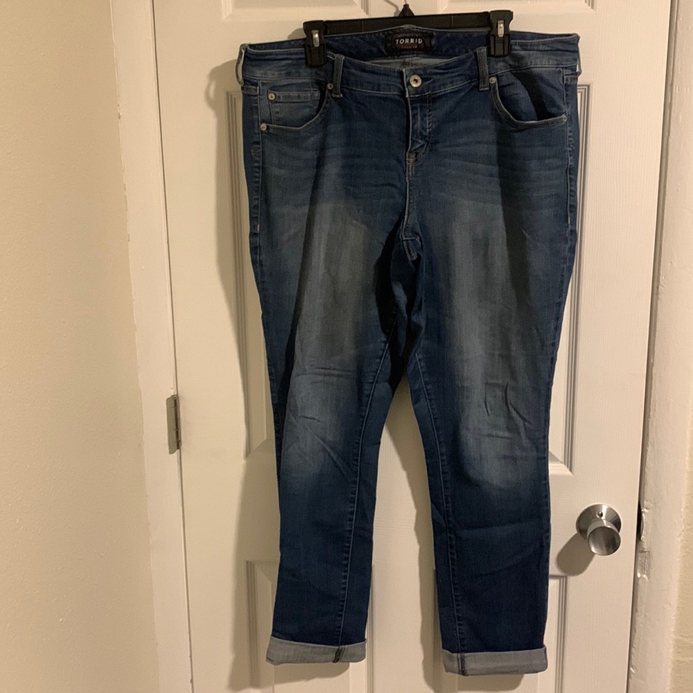 Torrid 18T Boyfriend jeans